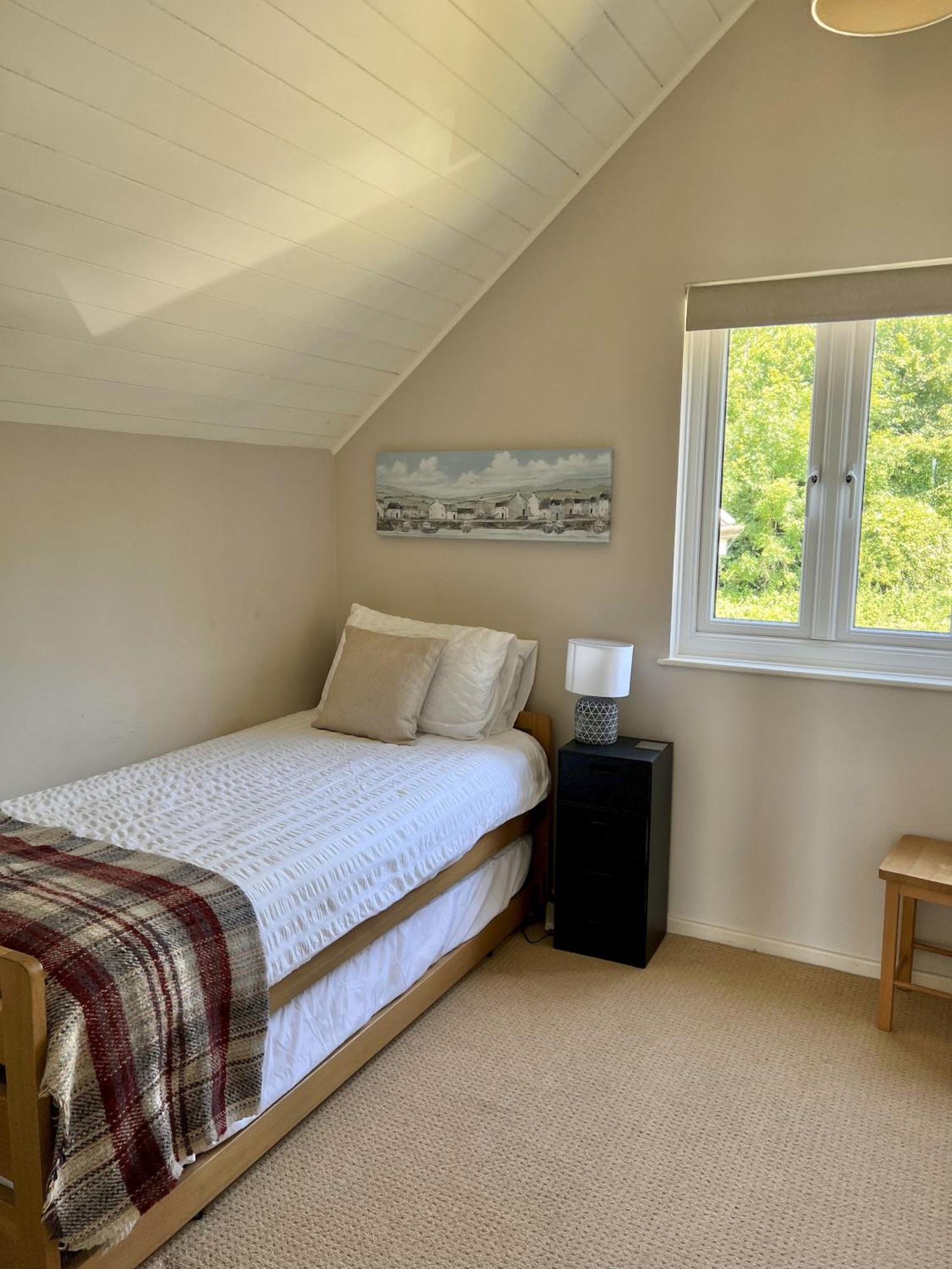 Kinsale Lodge - Cotswolds Lakeside - Spring Lake South Cerney Dış mekan fotoğraf